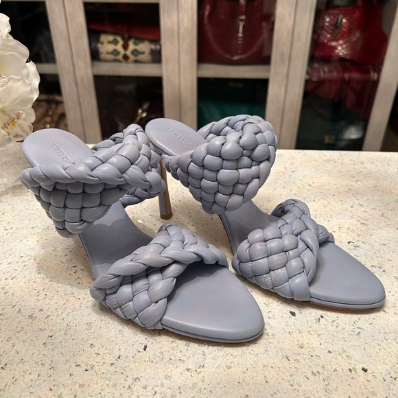 Bottega Veneta The Curve Light Blue Heeled Sandals - Picture 3 of 9
